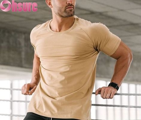 高性能 男性用 乾燥速度のスポーツTシャツ - ジム&アウトドアトレーニング 3Dメッシュ換気付き