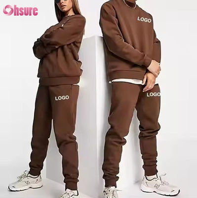 カスタムメンズフーディーとジョガーセット 無地ロゴ ブラウン スウェットスーツ ユニセックス ルーズコットン リブ編み ユニセックス トラックスーツ