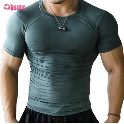 メンズアスレチック スポーツウェア トップ 速乾性 タイト フィットネス Tシャツ ポリエステル ボディビルディング トップ 無地パターン