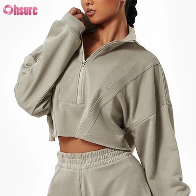 カスタムロゴ カスタム無地スウェットシャツ 女性用パーカー プリント ヘビーウェイトコットン カジュアルショートセット 女性用ツーピース 冬 ニット
