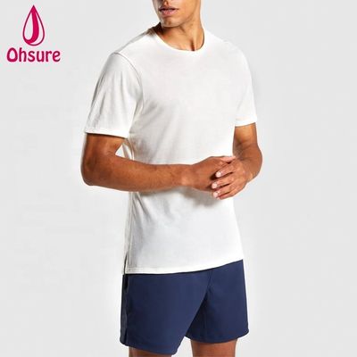 普通のスリムフィット クルー ネックメンズ ジムシャツ 筋肉ウェア 男性 リラックスド スポーツTシャツ サイドスプリット シンプルカジュアル プリント