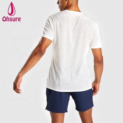 普通のスリムフィット クルー ネックメンズ ジムシャツ 筋肉ウェア 男性 リラックスド スポーツTシャツ サイドスプリット シンプルカジュアル プリント