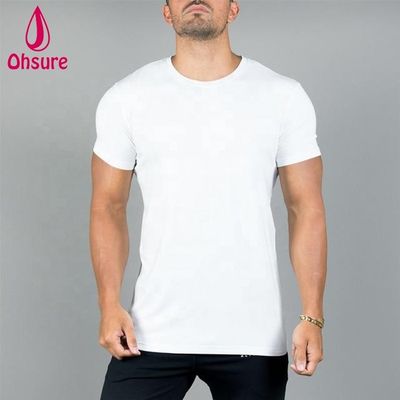 カスタム印刷スポーツ半袖メンズワークアウトジムTシャツフィットネスジムコンプレッションブラックカジュアルプリントパターンニットOEM